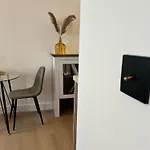 Modern I Cosy & 3*