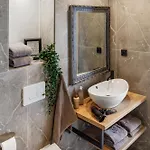 Modern I Cosy & 3*