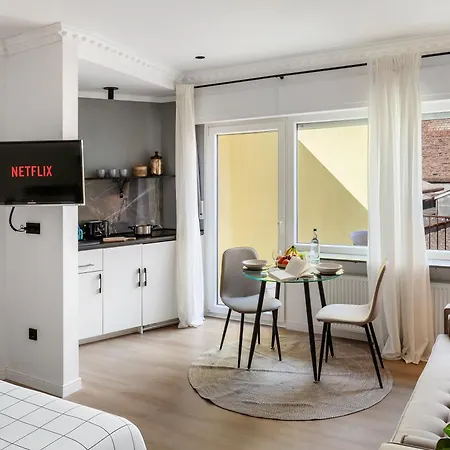 Modern I Cosy &