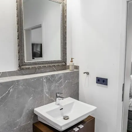 Modern I Cosy & 3*